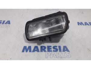 Używane Swiatlo przeciwmgielne lewy przód Peugeot 605 Cena € 35,00 Procedura marży oferowane przez Maresia Parts