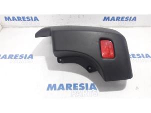Used Rear bumper component, right Renault Master IV (FV) 2.3 dCi 145 16V FWD Price € 90,75 Inclusive VAT offered by Maresia Parts