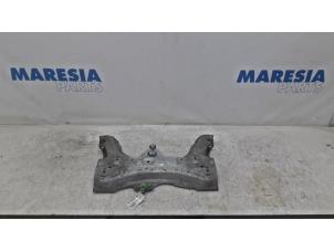 Used Subframe Renault Clio IV Estate/Grandtour (7R) 0.9 Energy TCE 12V Price € 105,00 Margin scheme offered by Maresia Parts