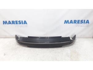 Used Rear bumper component, central Renault Clio IV Estate/Grandtour (7R) 0.9 Energy TCE 12V Price € 157,50 Margin scheme offered by Maresia Parts