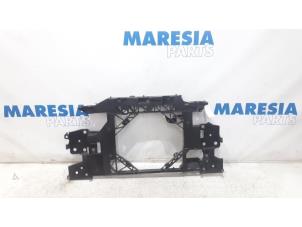 Used Front panel Renault Scénic III (JZ) 1.5 dCi 110 Price € 90,00 Margin scheme offered by Maresia Parts