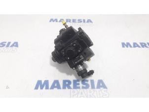 Used Mechanical fuel pump Renault Trafic New (JL) 2.0 dCi 16V 115 Price € 190,58 Inclusive VAT offered by Maresia Parts