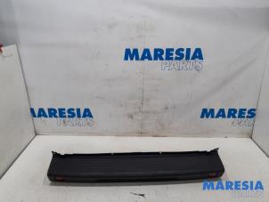 Used Rear bumper component, central Fiat Doblo Cargo (223) 1.9 JTD Price € 127,05 Inclusive VAT offered by Maresia Parts
