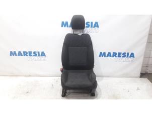 Gebrauchte Sitz links Peugeot 3008 I (0U/HU) 1.6 16V THP 155 Preis € 110,00 Margenregelung angeboten von Maresia Parts