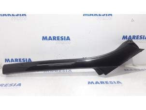 Used A-pillar cover, right Renault Scénic III (JZ) 1.5 dCi 110 Price € 70,00 Margin scheme offered by Maresia Parts