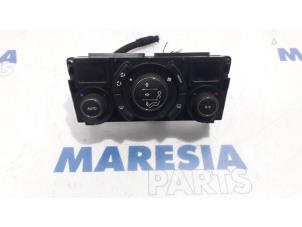 Używane Panel sterowania nagrzewnicy Peugeot 3008 I (0U/HU) 1.6 16V THP 155 Cena € 90,00 Procedura marży oferowane przez Maresia Parts
