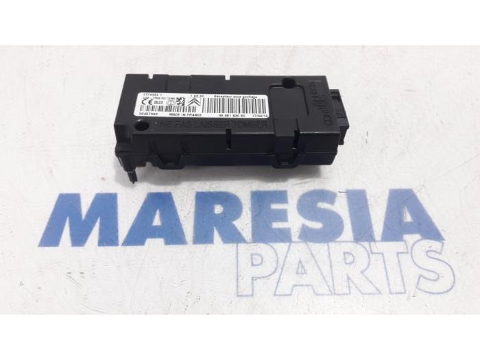 Begagnade Däcktrycksmodul Peugeot 3008 I (0U/HU) 1.6 16V THP 155 Pris € 75,00 Marginaltabell erbjuds av Maresia Parts