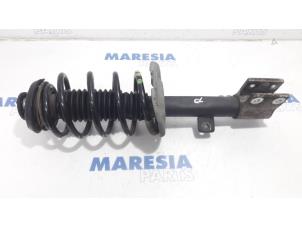 Used Front shock absorber rod, right Peugeot 3008 I (0U/HU) 1.6 16V THP 155 Price € 65,00 Margin scheme offered by Maresia Parts