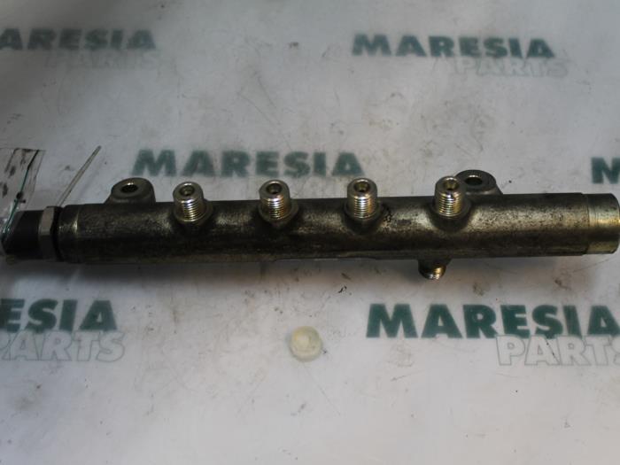 Usagé Système d'injection Alfa Romeo 147 (937) 1.9 JTD 16V Prix € 105,00 Règlement à la marge proposé par Maresia Parts