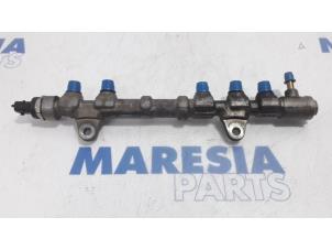 Used Fuel injector nozzle Alfa Romeo MiTo (955) 1.3 JTDm 16V Eco Price € 60,00 Margin scheme offered by Maresia Parts
