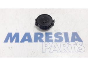 Used Rain sensor Renault Espace (RFCJ) 1.6 Energy dCi 160 EDC Price € 15,00 Margin scheme offered by Maresia Parts