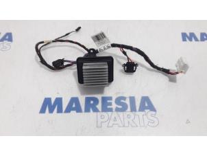 Used Heater resistor Renault Espace (RFCJ) 1.6 Energy dCi 160 EDC Price € 50,00 Margin scheme offered by Maresia Parts