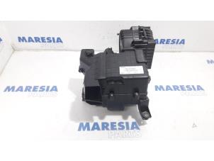 Used Heater housing Renault Espace (RFCJ) 1.6 Energy dCi 160 EDC Price € 367,50 Margin scheme offered by Maresia Parts