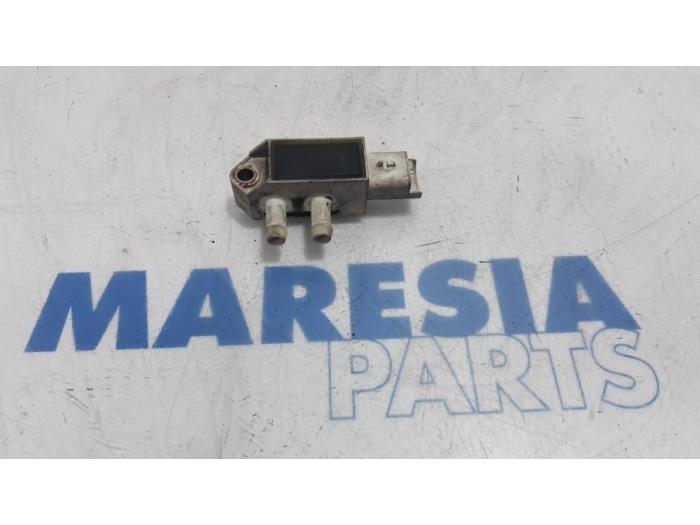 Begagnade Partikelfiltersensor Renault Espace (RFCJ) 1.6 Energy dCi 160 Pris € 25,00 Marginaltabell erbjuds av Maresia Parts