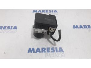 Used ABS pump Citroen DS3 (SA) 1.6 e-HDi Price € 141,75 Margin scheme offered by Maresia Parts