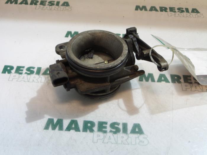 Gebrauchte Drosselklappengehäuse Renault Laguna I (B56) 1.6 16V Preis € 50,00 Margenregelung angeboten von Maresia Parts