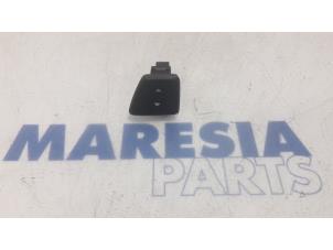 Used Multi-functional window switch Fiat 500 (312) 0.9 TwinAir 85 Price € 20,00 Margin scheme offered by Maresia Parts