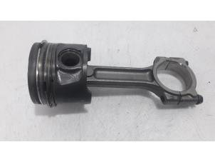 Piston d'un Renault Grand Scénic III (JZ) 1.5 dCi 110 2012