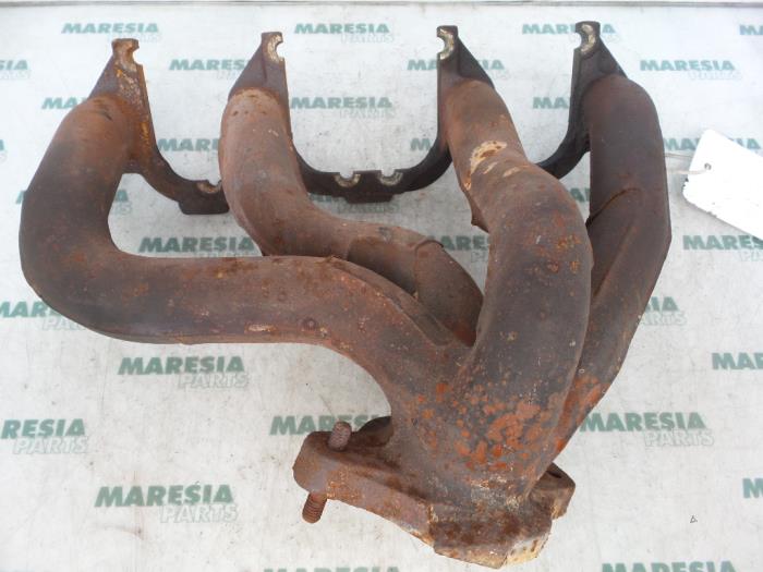 Gebrauchte Abgaskrümmer Renault Megane Scénic (JA) 2.0 RT Preis € 50,00 Margenregelung angeboten von Maresia Parts
