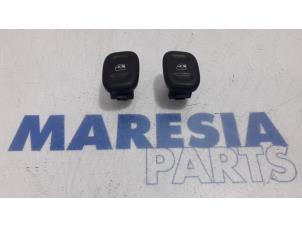 Used Multi-functional window switch Fiat Panda (312) 0.9 TwinAir Turbo 85 Price € 40,00 Margin scheme offered by Maresia Parts