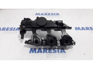 Used Rocker cover Renault Trafic New (JL) 2.0 dCi 16V 115 Price € 102,85 Inclusive VAT offered by Maresia Parts