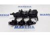 Rocker cover from a Renault Trafic New (JL) 2.0 dCi 16V 115 2014
