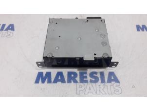 Używane Radioodtwarzacz CD Citroen DS4 (NX) 1.6 16V VTi 120 Cena € 262,50 Procedura marży oferowane przez Maresia Parts