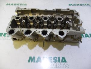 Used Cylinder head Peugeot 307 SW (3H) 1.6 HDiF 110 16V Price € 288,75 Margin scheme offered by Maresia Parts