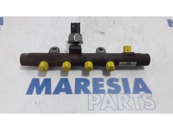 Usagé Système d'injection Renault Megane III Grandtour (KZ) 1.5 dCi 110 Prix € 105,00 Règlement à la marge proposé par Maresia Parts