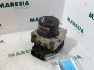 Used ABS pump Peugeot 206 (2A/C/H/J/S) 2.0 GTI 16V Price € 75,00 Margin scheme offered by Maresia Parts
