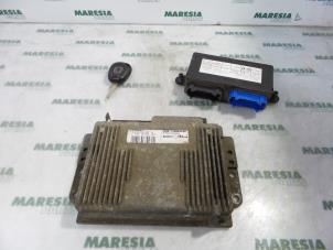 Usagé Ordinateur gestion moteur Renault Laguna I (B56) 1.8 Prix € 65,00 Règlement à la marge proposé par Maresia Parts
