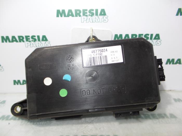 Usagé Ordinateur divers Fiat Stilo (192A/B) 1.9 JTD 115 Prix € 35,00 Règlement à la marge proposé par Maresia Parts