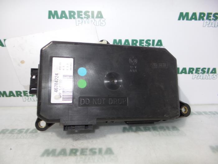 Usagé Ordinateur divers Fiat Stilo (192A/B) 1.9 JTD 115 Prix € 35,00 Règlement à la marge proposé par Maresia Parts