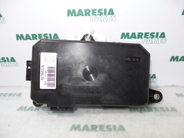 Usagé Ordinateur divers Fiat Stilo (192A/B) 2.4 20V Abarth 3-Drs. Prix € 35,00 Règlement à la marge proposé par Maresia Parts