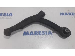 Used Front lower wishbone, right Fiat Panda (169) 1.2 Fire Price € 20,00 Margin scheme offered by Maresia Parts
