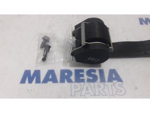 Usagé Ceinture de sécurité arrière gauche Peugeot 308 SW (4E/H) 1.6 HDi 16V Prix € 50,00 Règlement à la marge proposé par Maresia Parts