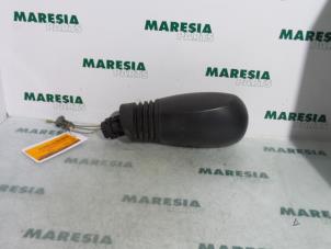 Used Wing mirror, left Fiat Punto II (188) 1.2 60 S 5-Drs. Price € 15,00 Margin scheme offered by Maresia Parts