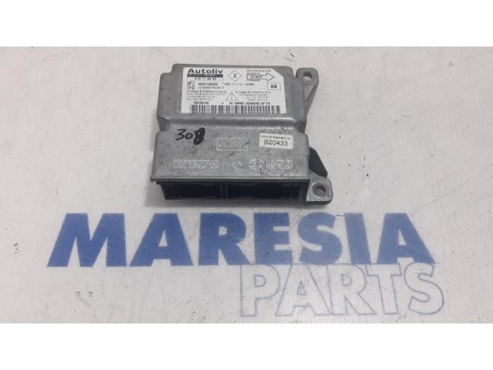 Airbag Module from a Peugeot 308 SW (4E/H) 1.6 HDi 16V 2009