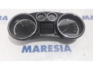 Used Instrument panel Peugeot 308 SW (4E/H) 1.6 HDi 16V Price € 75,00 Margin scheme offered by Maresia Parts