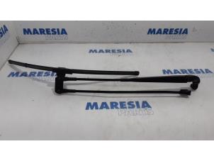 Used Rear wiper arm Citroen C1 1.0 Vti 68 12V Price € 30,00 Margin scheme offered by Maresia Parts