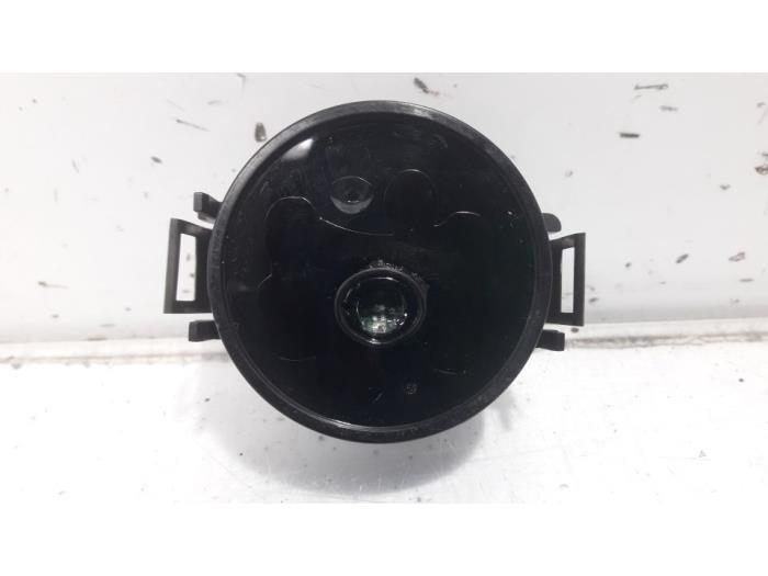 Rain sensor from a Renault Trafic (1FL/2FL/3FL/4FL) 1.6 dCi 115 2015