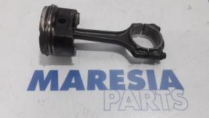 Used Piston Fiat Bravo (198A) 1.4 16V Price € 75,00 Margin scheme offered by Maresia Parts