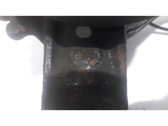 Knuckle, front left from a Peugeot 308 SW (4E/H) 1.6 HDi 16V 2009