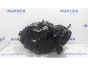 Used Heater housing Peugeot 307 CC (3B) 2.0 16V Price € 157,50 Margin scheme offered by Maresia Parts