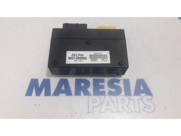Used Convertible computer Peugeot 307 CC (3B) 2.0 16V Price € 157,50 Margin scheme offered by Maresia Parts