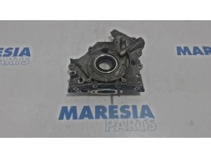 Used Oil pump Citroen C4 Picasso (3D/3E) 1.6 e-HDi 115 Price € 50,00 Margin scheme offered by Maresia Parts