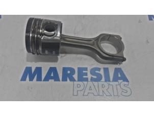 Used Piston Citroen C4 Picasso (3D/3E) 1.6 e-HDi 115 Price € 60,00 Margin scheme offered by Maresia Parts