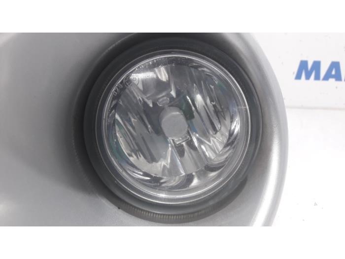 Fog light, front left from a Citroën Berlingo 1.6 Hdi 75 16V Phase 1 2009