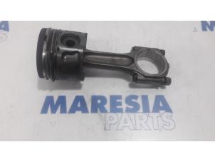 Used Piston Peugeot Expert (G9) 2.0 HDi 120 Price € 90,75 Inclusive VAT offered by Maresia Parts