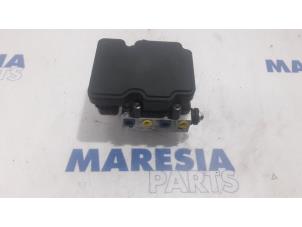Gebrauchte ABS Pumpe Peugeot 308 SW (L4/L9/LC/LJ/LR) 1.6 BlueHDi 120 Preis € 157,50 Margenregelung angeboten von Maresia Parts